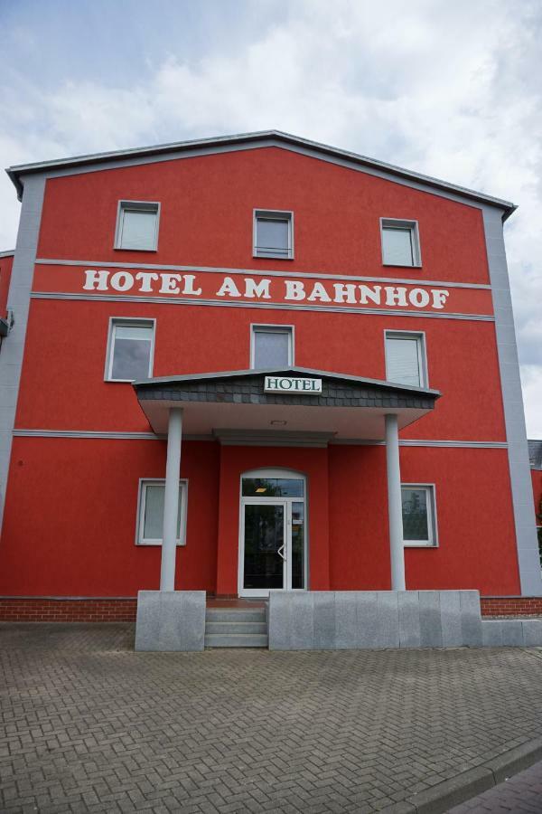 Hotel Am Bahnhof Waren  Eksteriør bilde